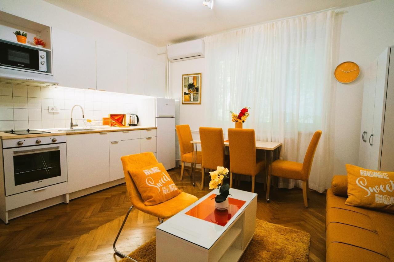 Golden Place Belgrad Zewnętrze zdjęcie